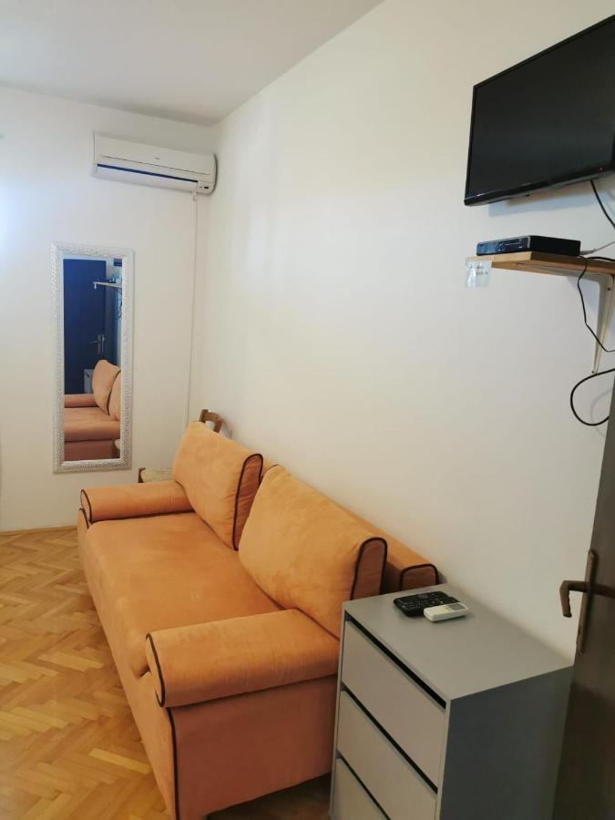 Apartments Sanja Povljana Luaran gambar