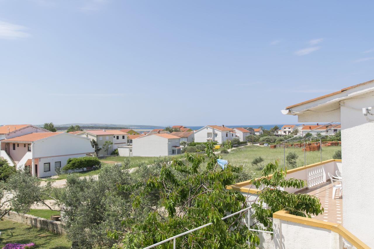 Apartments Sanja Povljana Luaran gambar